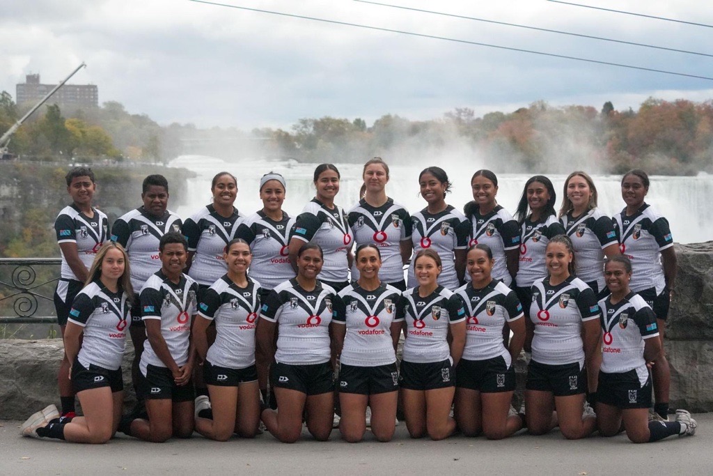Fiji players posed for a team photo at Niagara Falls during their trip to Canada for the IRL World Series.